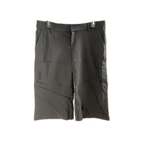 Bermuda Black Shorts Size: 9